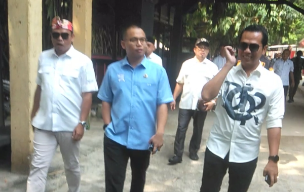 Anggota DPRD Kabupaten Bogor Komisi III Sidak Ke Obyek Wisata Wana Griya Pertanyakan Perizinan Dihadiri Ketua Komisi III Aan Triana Al Muharrom Didampingi Fuad Al Ansory S.Pd i 