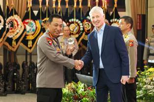 https://gardatipikornews.com.adhyaksanews.com/tanggapi-maraknya-isu-penculikan-kapolres-sukabumi-kota-imbau-warga-bijak-bermedsos