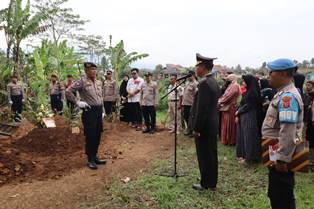 https://gardatipikornews.com.adhyaksanews.com/diduga-tempat-penyulingan-minyak-di-kecamatan-bayung-lencir-terbakar