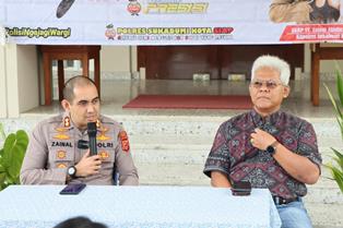 https://gardatipikornews.com.adhyaksanews.com/karya-bakti-tni-satkowil-sebagai-upaya-tni-ad-dalam-membantu-mengatasi-kesulitan-rakyat