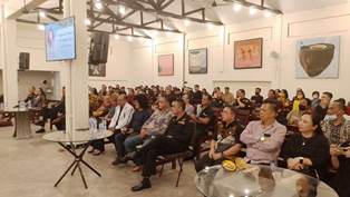 https://gardatipikornews.com.adhyaksanews.com/bapama-eki-pitung-dengan-baca-bismilah-amanah-ini-saya-terima