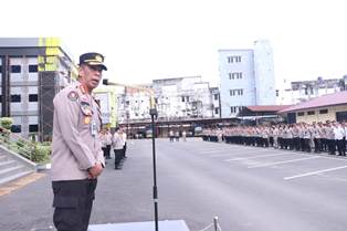 https://gardatipikornews.com.adhyaksanews.com/warga-desa-kalangsari-kecamatan-angsana-keluhkan-jalanan-rusak-berlobang-kapan-bisa-terbangunkan-oleh-aparatur-pemerintah-setempat