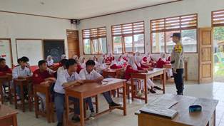 https://gardatipikornews.com.adhyaksanews.com/satgas-anti-tawuran-pelajar-cicurug-siap-tangkal-tawuran-antar-pelajar
