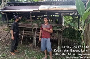https://gardatipikornews.com.adhyaksanews.com/polsek-pringgabaya-melaksanakan-giat-sholat-jumat-keliling-dilanjutkan-dengan-bersilaturahmi-serta-memberikan-himbauan-dan-pesan-dan-saran-kamtibmas
