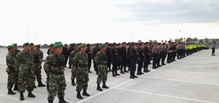 https://gardatipikornews.com.adhyaksanews.com/kabid-humas-polda-sumsel-tajiah-ke-rumah-mendiang-ibunda-bripka-dewi-sartika-turut-berduka-cita