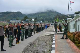 https://gardatipikornews.com.adhyaksanews.com/polres-loteng-terjunkan-598-personel-gabungan-amankan-festival-bau-nyale