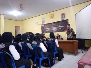 https://gardatipikornews.com.adhyaksanews.com/antisipasi-gangguan-polisi-dan-tni-di-sukabumi-ngariung-bareng-warga