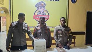 https://gardatipikornews.com.adhyaksanews.com/kabag-ops-polres-banggai-hadiri-istighosah-kubro-peringatan-isra-miraj-di-kodim-1308-lb-secara-virtual