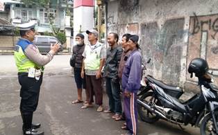 https://gardatipikornews.com.adhyaksanews.com/jelang-ops-keselamatan-lodaya-berakhir-polisi-di-sukabumi-gencarkan-sosialisasi-etle-mobile