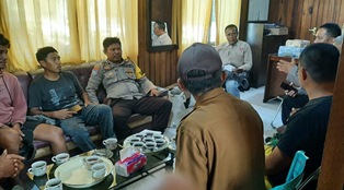 https://gardatipikornews.com.adhyaksanews.com/miliki-lbh-forwatur-siap-berikan-bantuan-serta-perlindungan-hukum-untuk-anggota-dan-masyarakat