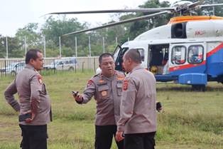 https://gardatipikornews.com.adhyaksanews.com/kerja-bakti-bersama-bukti-babinsa-koramil-gandusari-hadir-di-tengah-warga