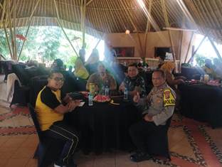 https://gardatipikornews.com.adhyaksanews.com/kolaborasi-kapolda-sumsel-jambi-sumbar-basarnas-forkompimda-jambi-dan-tim-mabes-polri-evakuasi-kapolda-jambi