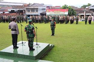 https://gardatipikornews.com.adhyaksanews.com/kapolda-sumsel-diwakili-karo-ops-polda-sumsel-kombes-pol-kamaruddin-pimpin-ka-bnn-propinsi-sumsel