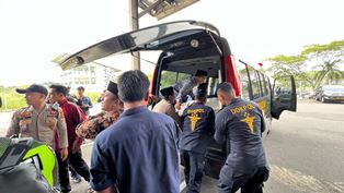 https://gardatipikornews.com.adhyaksanews.com/badan-kesatuan-bangsa-dan-politik-bakesbangpol-kota-depok-jawa-barat-siap-memberikan-edukasi-dan-sosialisasi-bagi-pemilih-pemula-untuk-menyukseskan-pemilu-2024