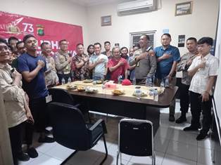 https://gardatipikornews.com.adhyaksanews.com/gerak-cepat-kapolresta-tangerang-datangi-tkp-percobaan-pencurian-dan-beri-imbauan-ke-warga