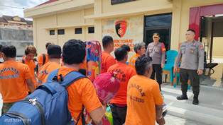 https://gardatipikornews.com.adhyaksanews.com/ketua-pembina-ykb-siswa-siswi-kemala-bhayangkari-dapat-menjadi-pelopor-bhayangkara