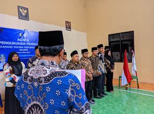 https://gardatipikornews.com.adhyaksanews.com/koramil-0622-04-cikidang-hadiri-giat-napak-tilas-rjs-yang-ke-6