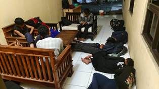 https://gardatipikornews.com.adhyaksanews.com/polsek-urban-pitumpanua-bersama-jajaran-gencar-adakan-patrolimenjaga-kamtibmas
