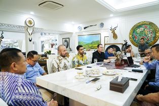 https://gardatipikornews.com.adhyaksanews.com/wali-kota-bandung-imbau-warga-laporkan-kasus-kdrt