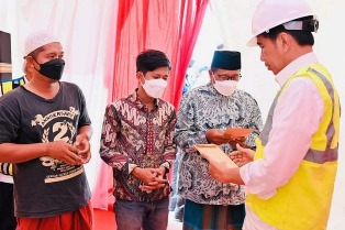 https://gardatipikornews.com.adhyaksanews.com/diduga-akan-tawuran-dan-diantaranya-kedapatan-bawa-sajam-belasan-pelajar-diamankan-polisi
