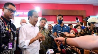 https://gardatipikornews.com.adhyaksanews.com/polresta-bandara-soetta-nampung-curhatan-sopir-taksi-pengendapan-soewarna