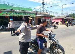 https://gardatipikornews.com.adhyaksanews.com/sukseskan-program-zero-stunting-kapolres-subang-lakukan-anjangsana-kepada-anak-asuhnya-dan-berikan-bantuan-bulanan