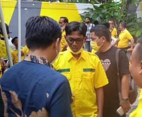 https://gardatipikornews.com.adhyaksanews.com/43-pin-emas-dan-93-piagam-penghargaan-kapolda-diberikan-kepada-personil-polda-sumsel-dan-jajaran-yang-berprestasi