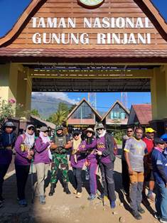 https://gardatipikornews.com.adhyaksanews.com/polsek-parung-panjang-bersama-unit-laka-lantas-tangani-adanya-kecelakaan-tunggal-kendaraan-sepeda-motor
