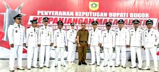 https://gardatipikornews.com.adhyaksanews.com/pelantikan-dan-bimbingan-teknis-pengawas-kelurahan-desa-se-kecamatan-ciseeng-tahun-2024-dihadiri-kapolsek-danramil-dan-ketua-ppk