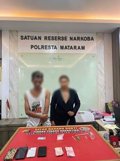 https://gardatipikornews.com.adhyaksanews.com/polsek-rumpin-amankan-karyawan-peternakan-bebek-diduga-telah-lakukan-pencurian-pakan-bebek-12-karung