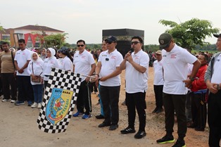 https://gardatipikornews.com.adhyaksanews.com/polres-batu-bara-bersama-forkopimda-dan-masyarakat-batu-bara-kompak-deklarasikan-perang-dengan-narkoba