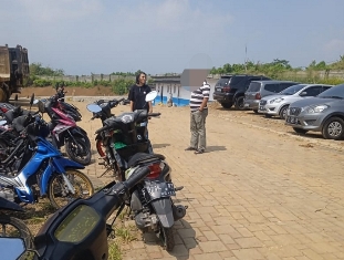 https://gardatipikornews.com.adhyaksanews.com/determinasi-hukum-sebagai-upaya-memberantas-bahaya-judi-online-dalam-ekonomi-kesehatan-mental-dan-moral-bangsa