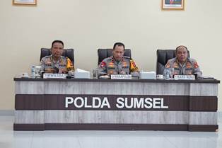 https://gardatipikornews.com.adhyaksanews.com/kecewa-dengan-kejari-kolaka-dan-kejati-sultra-lsm-lira-bakal-adukan-pdam-kolaka-di-kejagung-dan-kpk-ri