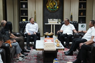 https://gardatipikornews.com.adhyaksanews.com/hut-ke-3-ika-foundationrancang-misi-kemanusiaan