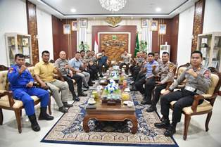 https://gardatipikornews.com.adhyaksanews.com/seorang-petani-menjadi-kurir-dengan-barang-bukti-2-kg-sabu-ditangkap-tim-bid-brantas-bnnp-jambi-di-kabupaten-bungo
