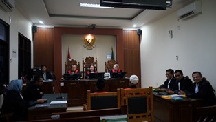 https://gardatipikornews.com.adhyaksanews.com/ppwi-riau-bersama-calon-ketua-ppwi-pekanbaru-sampaikan-surat-tembusan-lapdumas-ke-forkopimda-riau