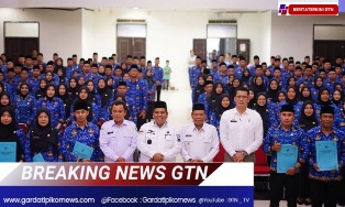 https://gardatipikornews.com.adhyaksanews.com/polsek-leuwiliang-cek-lokasi-tkp-kebakaran-yang-diduga-konsleting-listrik