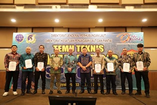 https://gardatipikornews.com.adhyaksanews.com/tindak-lanjut-pemberitaan-sebelumnya-yang-viral-satpol-pp-kabupaten-tasikmalaya-akhirnya-berhentikan-pembangunan-tower-yang-belum-berizin-di-cigalontang