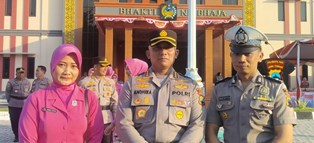 https://gardatipikornews.com.adhyaksanews.com/tipu-rekanan-rp-100-juta-mantan-oknum-kabid-bakesbangpol-jawa-timur-dilaporkan-ke-gubernur