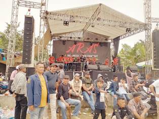 https://gardatipikornews.com.adhyaksanews.com/demo-damai-wartawan-ke-kejaksaan-tuntut-copot-kajari-jika-tidak-klarifikasi-pernyataannya