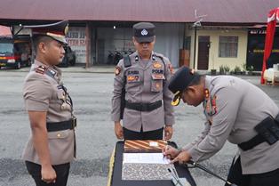 https://gardatipikornews.com.adhyaksanews.com/pengurus-besar-himpunan-pemuda-pelajar-mahasiswa-kolaka-timur-melalui-sekretaris-jendral-abd-haris-nurdin-mengingatkan-asn-kepala-desa-dan-tni-polri-kab-kolaka-timur-untuk-bersikap-netral-dalam-mom