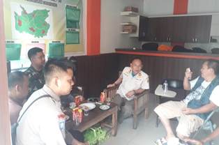 https://gardatipikornews.com.adhyaksanews.com/bhabinkamtibmas-wilayah-hukum-polsek-ciampea-menjalin-kedekatan-sinegritas-bersama-tni-bhabinsa-dalam-mengemban-tugas-kepada-warga-binaan