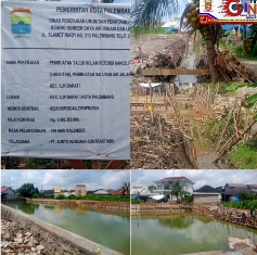 https://gardatipikornews.com.adhyaksanews.com/rentenir-mulai-menjamur-di-pohgading-timurtanda-pemdes-tak-mampu-lakukan-pemberdayaan-ke-masyarakat