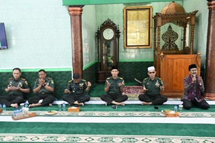 https://gardatipikornews.com.adhyaksanews.com/penandatanganan-perjanjian-kerja-sama-antara-polda-sumsel-dan-dinas-perpustakaan-provinsi-sumsel