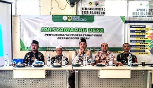 https://gardatipikornews.com.adhyaksanews.com/irpan-sanusi-kepala-desa-cibitung-kecamatan-sagaranten-serahkan-500-sertipikat-warga
