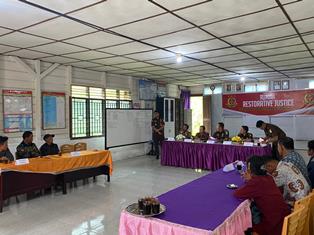 https://gardatipikornews.com.adhyaksanews.com/himpunan-mahasiswa-langgikima-himala-konut-melakukan-aksi-demonstrasi-ke-perusahaan-pt-bosowa-mining-menagih-janji-perusahaan