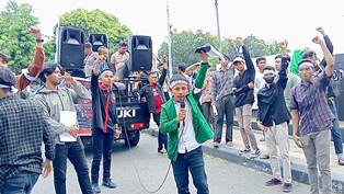 https://gardatipikornews.com.adhyaksanews.com/demonstrasi-mahasiswa-menolak-revisi-uu-pilkada