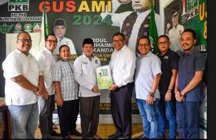 https://gardatipikornews.com.adhyaksanews.com/ketum-hmi-mpo-cabang-konsel-soroti-bupati-konawe-selatan-17-triliun-tidak-mengurangi-jumlah-kemiskinan-3684-ribu-jiwa-tahun-2023-kemana-uang-rakyat-konawe-selatan