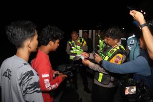 https://gardatipikornews.com.adhyaksanews.com/pemdes-cihowe-bersama-camat-ciseeng-dampingi-kades-wahyudin-gelar-rapat-musrenbang-dalam-rangka-penyusunan-rkpdes-tahun-2025