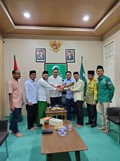 https://gardatipikornews.com.adhyaksanews.com/polsek-dramaga-bersama-intansi-terkait-lakukan-pelaksanaan-penerbit-pkl-penataan-jalur-desa-ciherang-kecamatan-dramaga